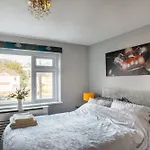 No10 - 2 Bedroom House With Private Garden And Parking * Μπρίστολ