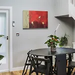 Apartment No10 - 2 Bedroom House With Private Garden And Parking Bristol