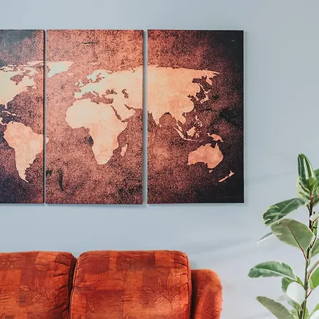 No10 - 2 Bedroom House With Private Garden And Parking Апартаменти