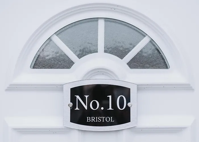 公寓 No10 - 2 Bedroom House With Private Garden And Parking *