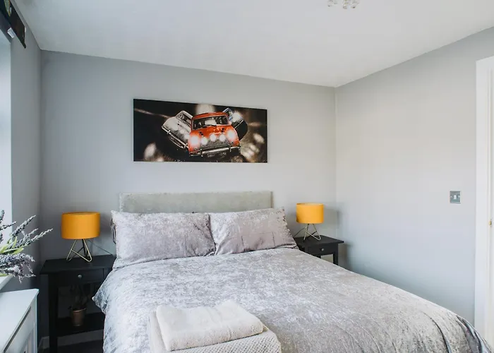 No10 - 2 Bedroom House With Private Garden And Parking Appartamento