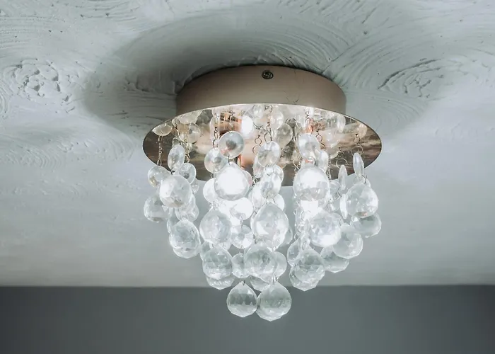 No10 - 2 Bedroom House With Private Garden And Parking Μπρίστολ